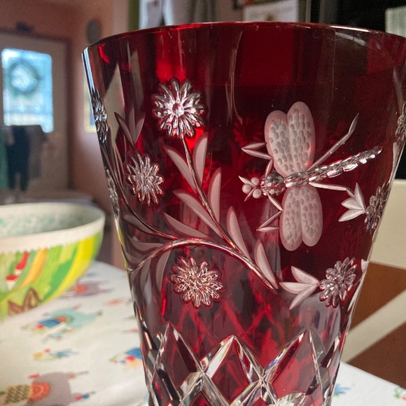 Ajka Garnet Crystal Vase - Picture 3 of 9